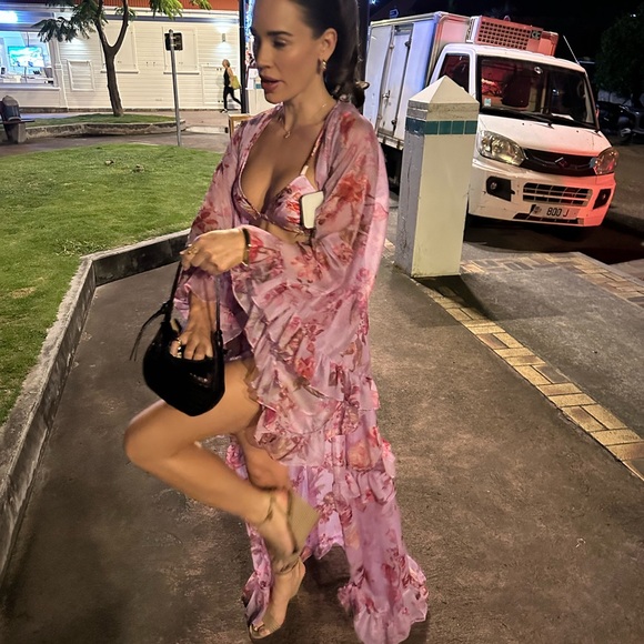 PatBO Robe - Picture 13 of 15